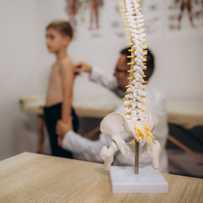 SCOLIOSIS-BRACING-A-Twist-in-the-Tale